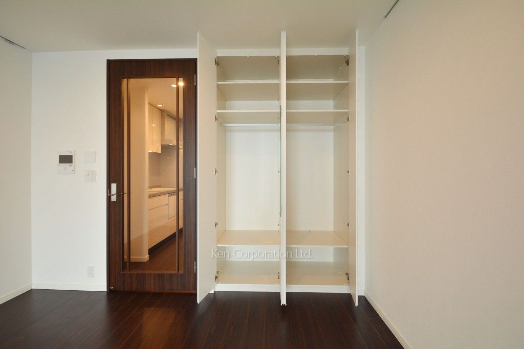 ラ・トゥール新宿ガーデンの写真 クローゼット ※37階の同じ間取タイプを撮影。仕様が異なることがあります。