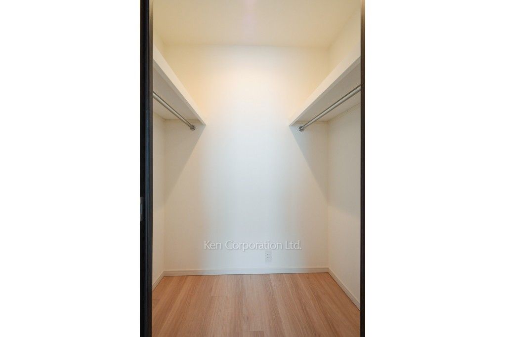 ラ・トゥール新宿ガーデンの写真 ウォークインクローゼット ※37階の同じ間取タイプを撮影。仕様が異なることがあります。