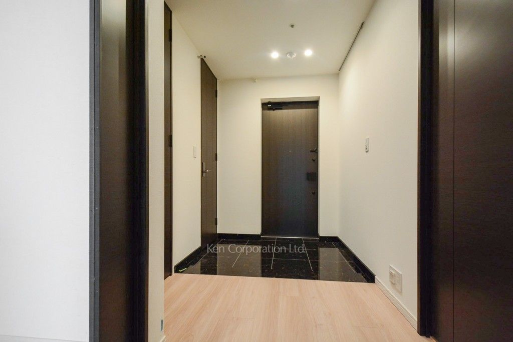 ラ・トゥール新宿ガーデンの写真 玄関 ※37階の同じ間取タイプを撮影。仕様が異なることがあります。