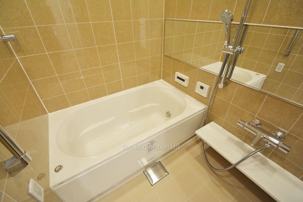 ラ・トゥール新宿ガーデンの写真 バスルーム ※37階の同じ間取タイプを撮影。仕様が異なることがあります。