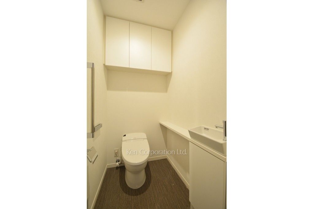 ラ・トゥール新宿ガーデンの写真 トイレ ※37階の同じ間取タイプを撮影。仕様が異なることがあります。