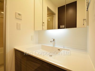 ラ・トゥール新宿ガーデンの写真 パウダールーム ※37階の同じ間取タイプを撮影。仕様が異なることがあります。