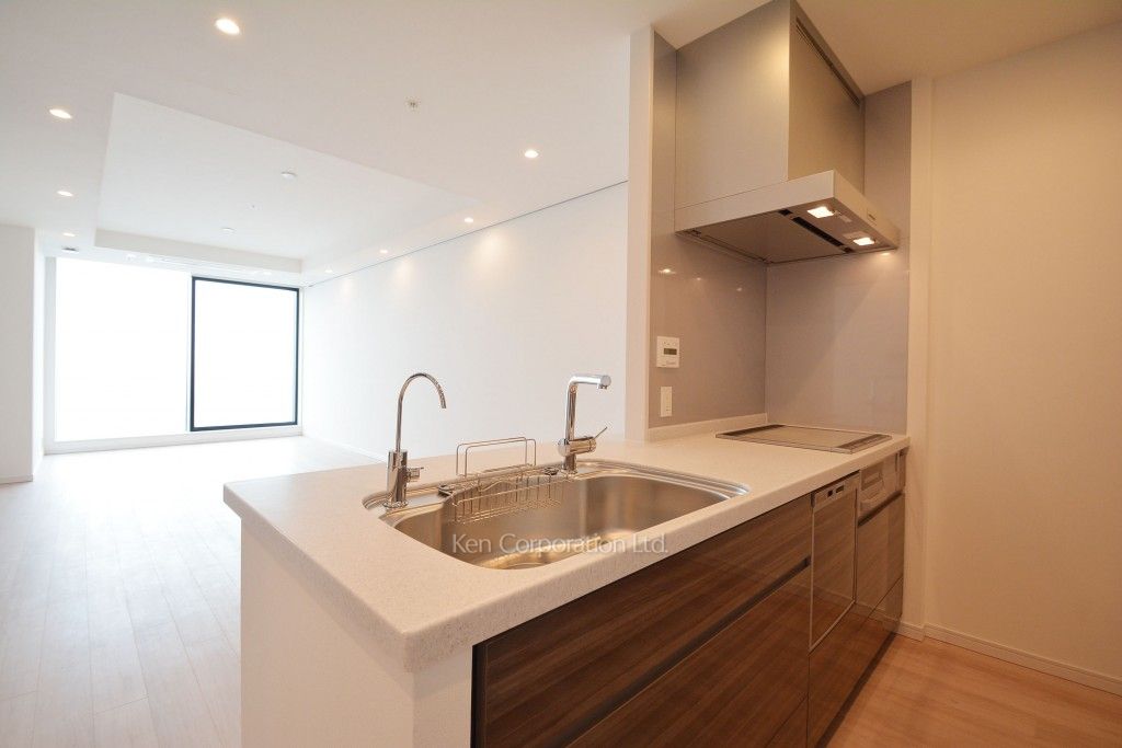 ラ・トゥール新宿ガーデンの写真 キッチン ※37階の同じ間取タイプを撮影。仕様が異なることがあります。