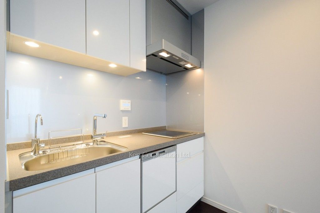 ラ・トゥール新宿ガーデンの写真 キッチン ※37階の同じ間取タイプを撮影。仕様が異なることがあります。