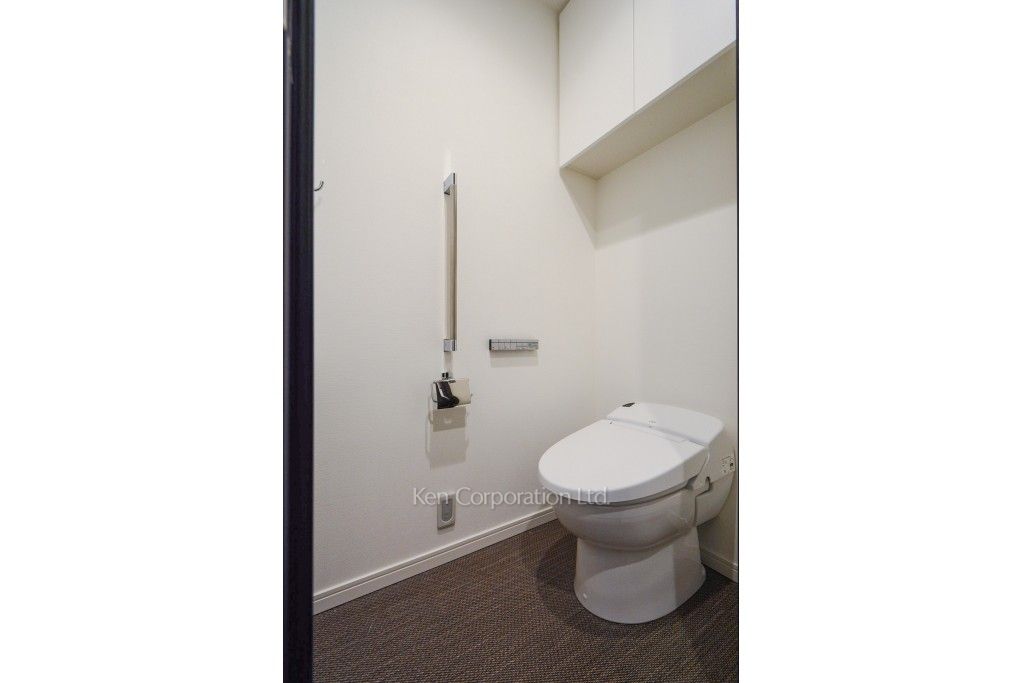 ラ・トゥール新宿ガーデンの写真 トイレ ※37階の同じ間取タイプを撮影。仕様が異なることがあります。