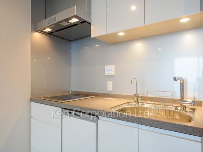 ラ・トゥール新宿ガーデンの写真 キッチン ※37階の同じ間取タイプを撮影。仕様が異なることがあります。