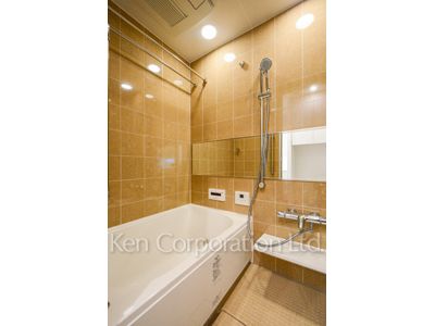 ラ・トゥール新宿ガーデンの写真 バスルーム ※37階の同じ間取タイプを撮影。仕様が異なることがあります。