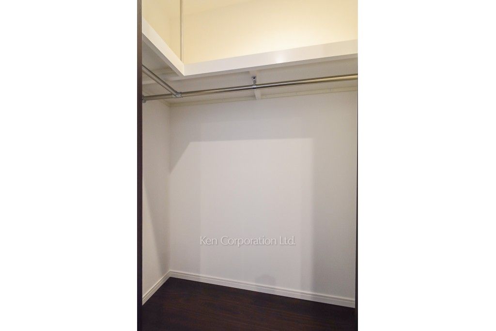 ラ・トゥール新宿ガーデンの写真 ウォークインクローゼット ※37階の同じ間取タイプを撮影。仕様が異なることがあります。