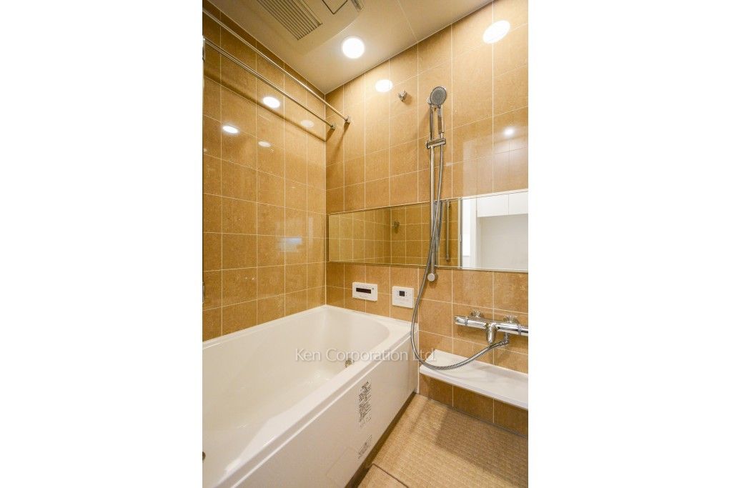 ラ・トゥール新宿ガーデンの写真 バスルーム ※37階の同じ間取タイプを撮影。仕様が異なることがあります。