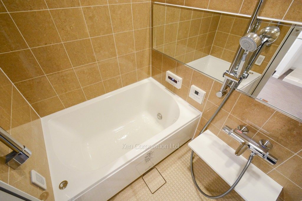 ラ・トゥール新宿ガーデンの写真 バスルーム ※37階の同じ間取タイプを撮影。仕様が異なることがあります。