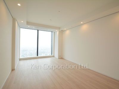 ラ・トゥール新宿ガーデンの写真 リビングダイニング ※37階の同じ間取タイプを撮影。仕様が異なることがあります。