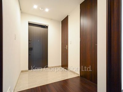 ラ・トゥール新宿ガーデンの写真 玄関 ※37階の同じ間取タイプを撮影。仕様が異なることがあります。