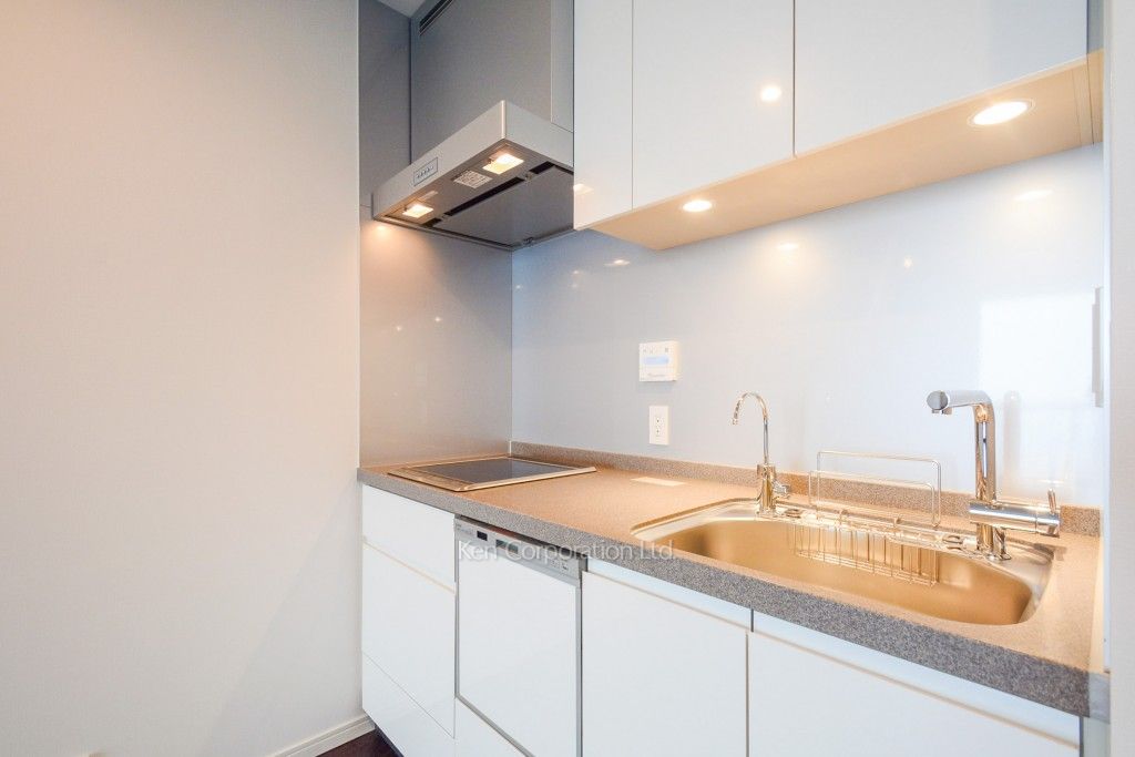 ラ・トゥール新宿ガーデンの写真 キッチン ※37階の同じ間取タイプを撮影。仕様が異なることがあります。