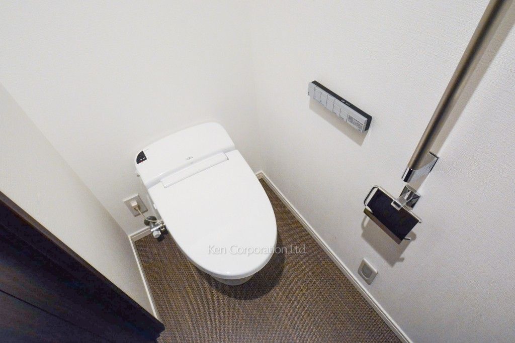 ラ・トゥール新宿ガーデンの写真 トイレ ※37階の同じ間取タイプを撮影。仕様が異なることがあります。