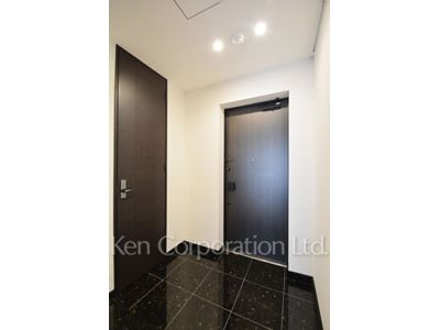 ラ・トゥール新宿ガーデンの写真 玄関 ※37階の同じ間取タイプを撮影。仕様が異なることがあります。