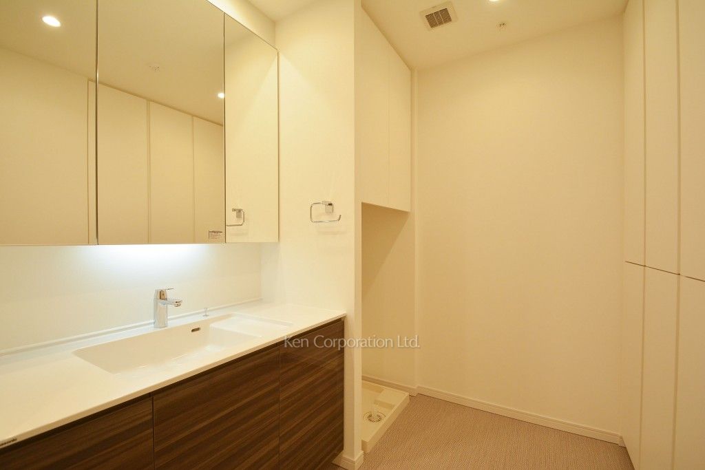 ラ・トゥール新宿ガーデンの写真 パウダールーム ※37階の同じ間取タイプを撮影。仕様が異なることがあります。