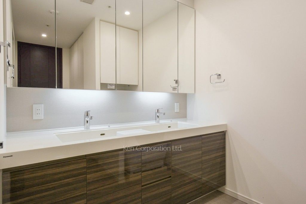 ラ・トゥール新宿ガーデンの写真 パウダールーム ※37階の同じ間取タイプを撮影。仕様が異なることがあります。