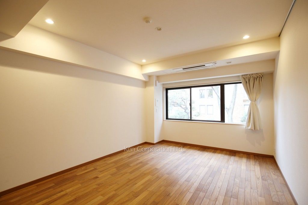 キングホームズ青山の写真 マスターベッドルーム