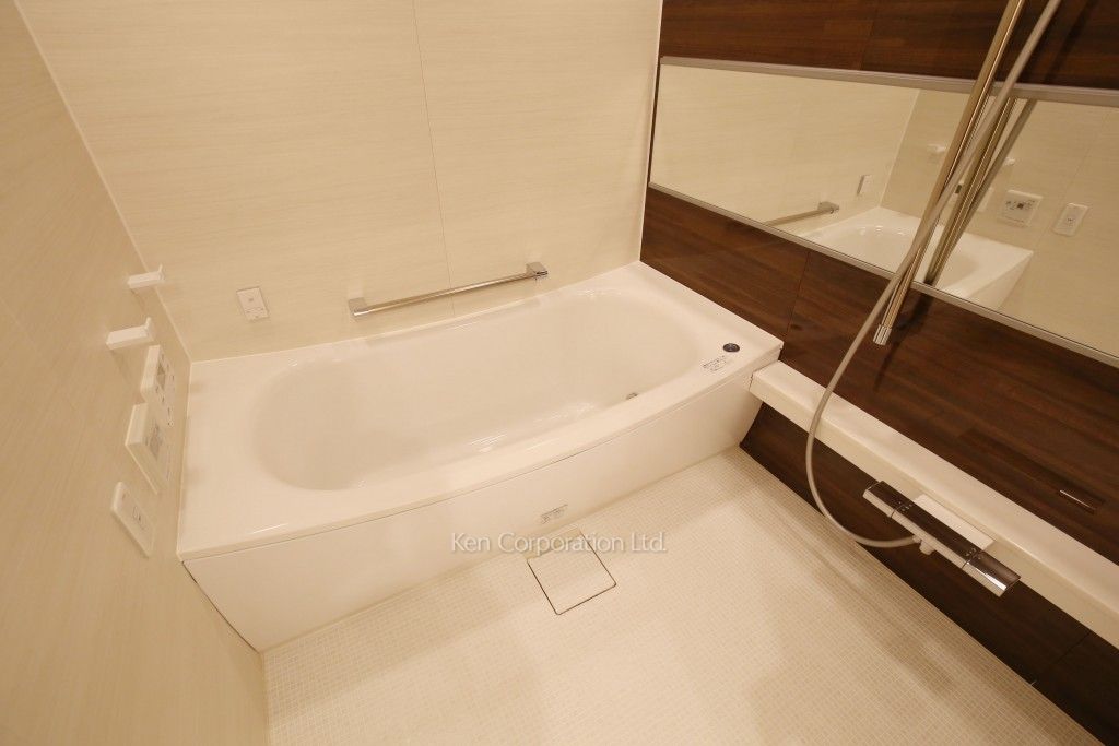 キングホームズ青山の写真 バスルーム