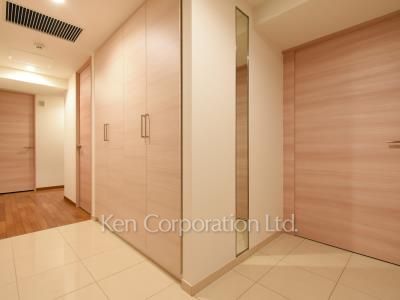 キングホームズ青山の写真 廊下