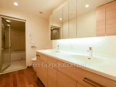 キングホームズ青山の写真 パウダールーム