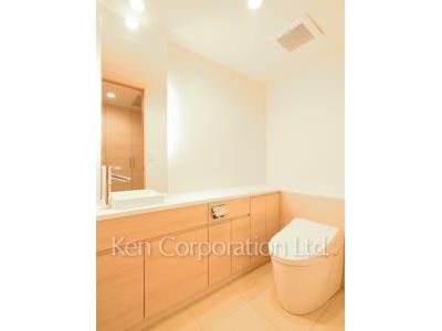 キングホームズ青山の写真 トイレ