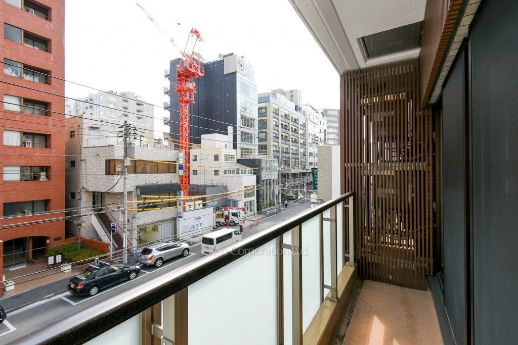 キングホームズ青山の写真 バルコニー