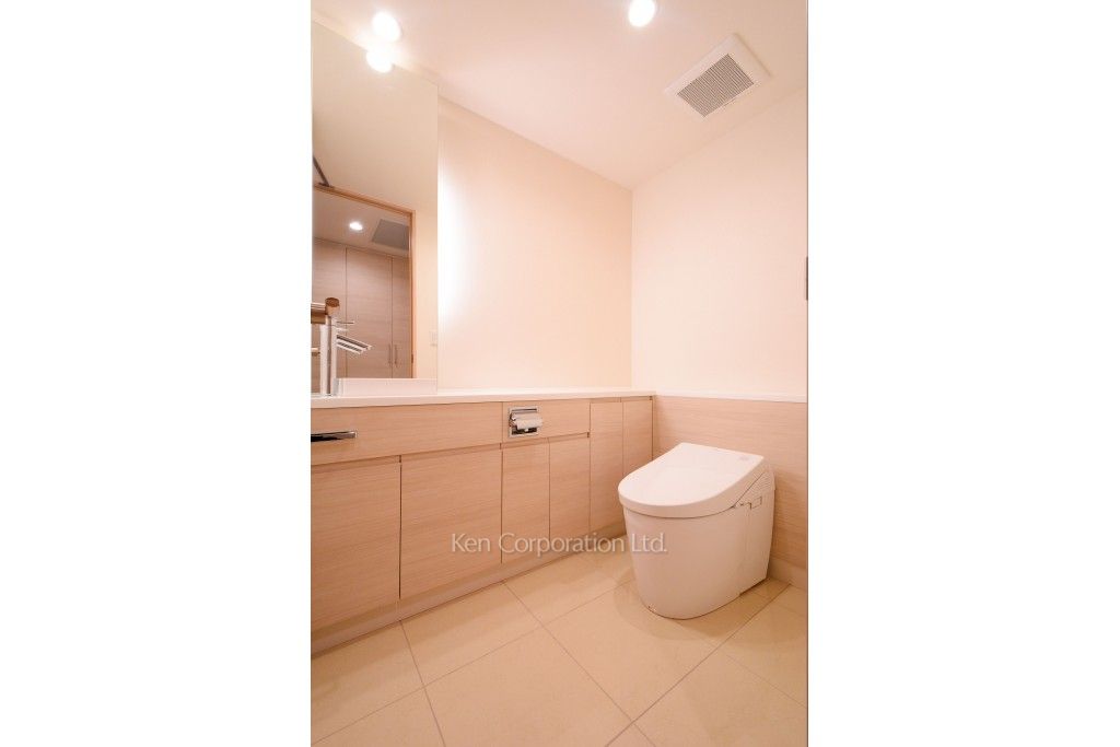 キングホームズ青山の写真 トイレ