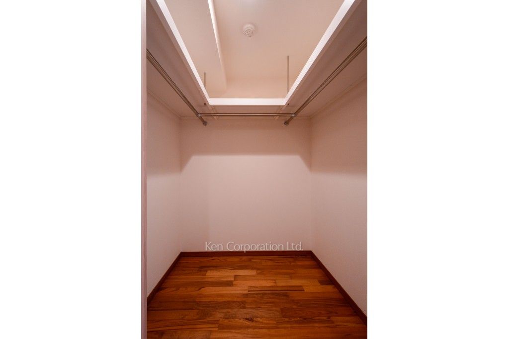 キングホームズ青山の写真 ウォークインクローゼット