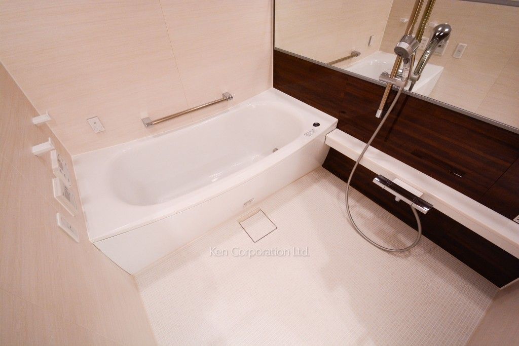 キングホームズ青山の写真 バスルーム