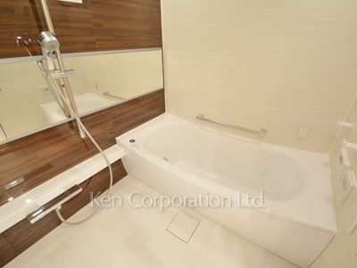 キングホームズ青山の写真 バスルーム