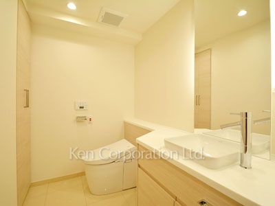 キングホームズ青山の写真 トイレ