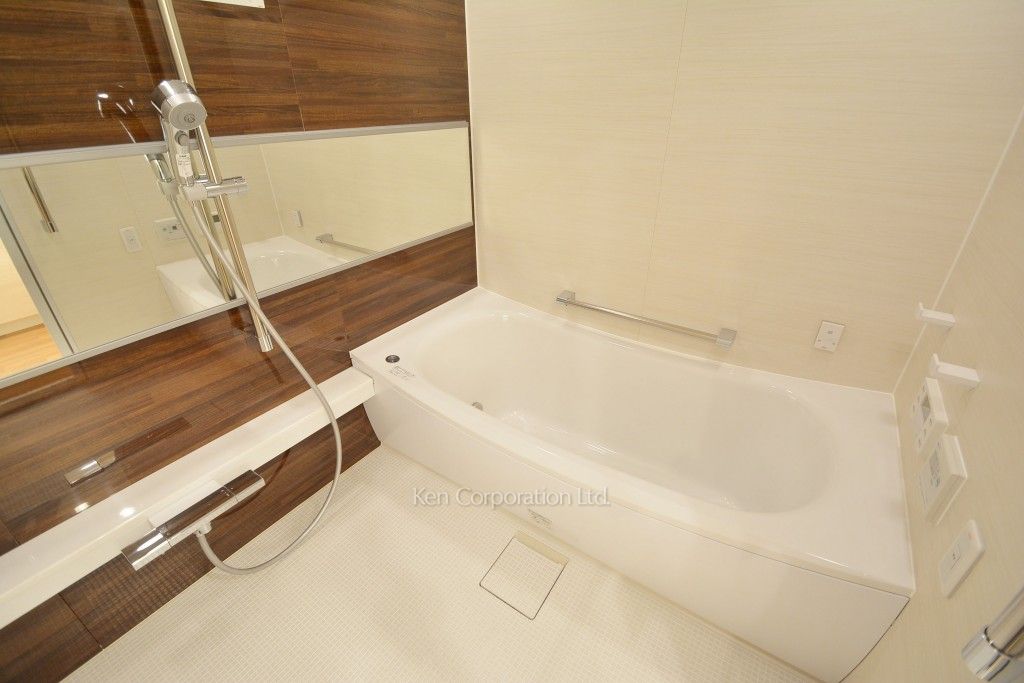 キングホームズ青山の写真 バスルーム