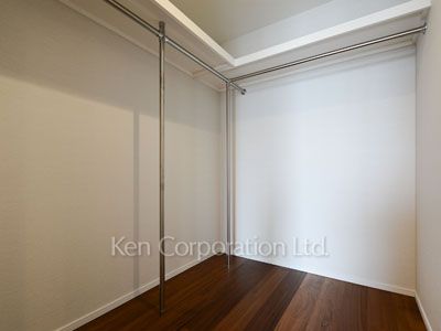 東京ガーデンテラス紀尾井町 紀尾井レジデンスの写真 ウォークインクローゼット