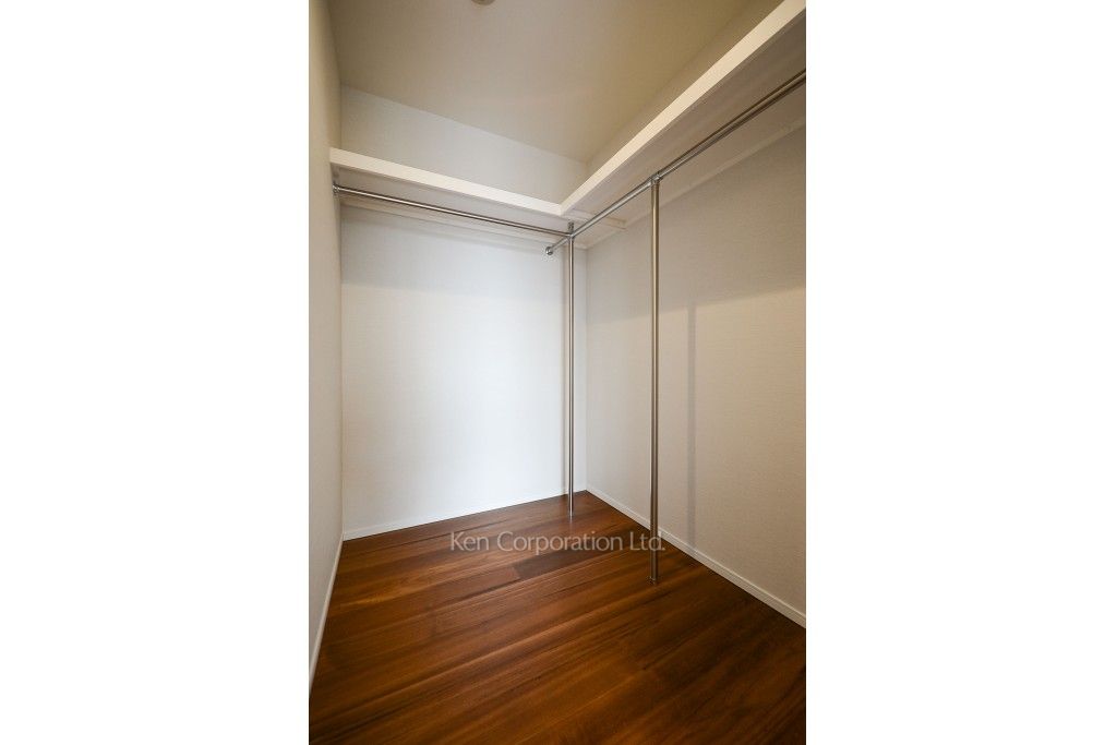 東京ガーデンテラス紀尾井町 紀尾井レジデンスの写真 ウォークインクローゼット