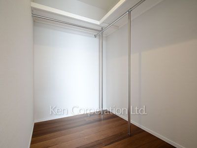 東京ガーデンテラス紀尾井町 紀尾井レジデンスの写真 ウォークインクローゼット