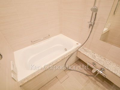 東京ガーデンテラス紀尾井町 紀尾井レジデンスの写真 バスルーム