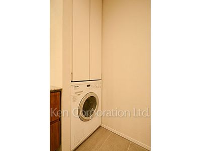 東京ガーデンテラス紀尾井町 紀尾井レジデンスの写真 洗濯乾燥機