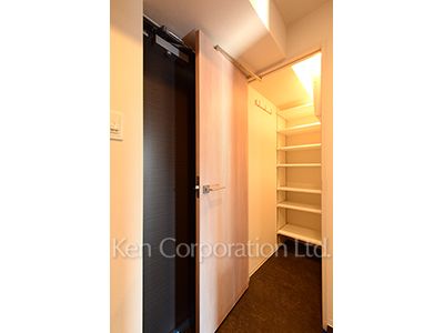 Belle Vue 新橋の写真 クローゼット ※14階の同じ間取タイプを撮影。仕様が異なることがあります。