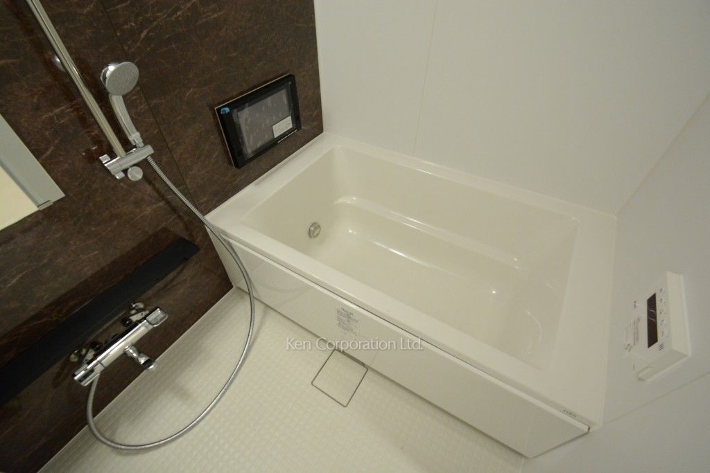 Belle Vue 新橋の写真 バスルーム ※14階の同じ間取タイプを撮影。仕様が異なることがあります。