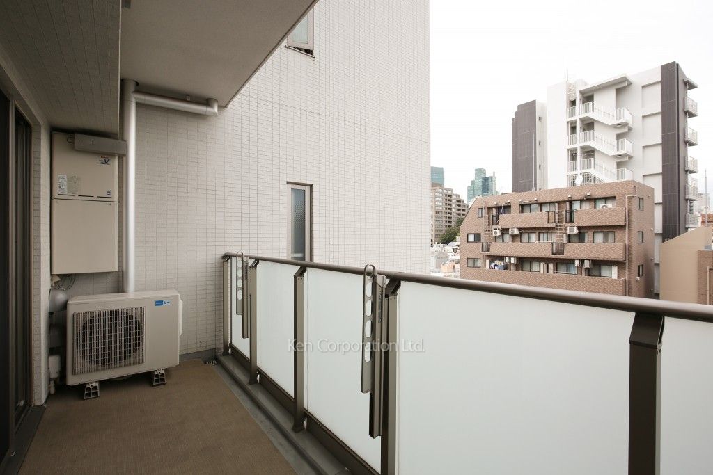 コンフォリア麻布EASTの写真 バルコニー