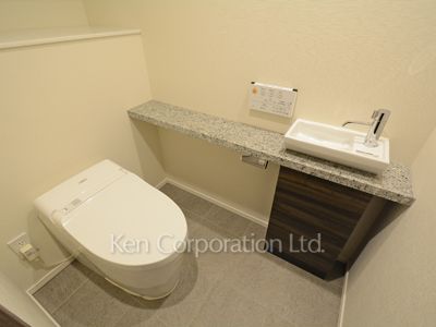 パークアクシスプレミア南青山の写真 トイレ