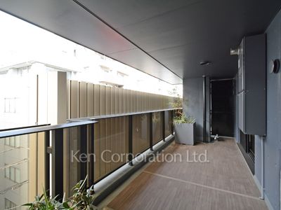 パークアクシスプレミア南青山の写真 バルコニー