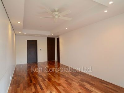 リビングダイニング