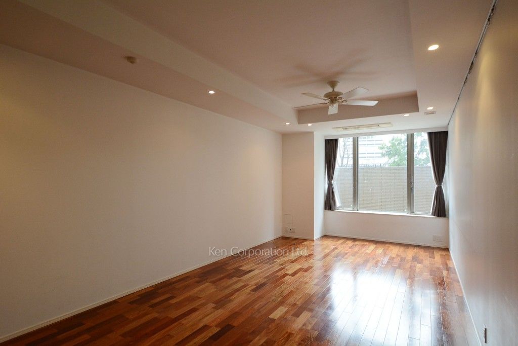 麻布台パークハウスの写真 リビングダイニング