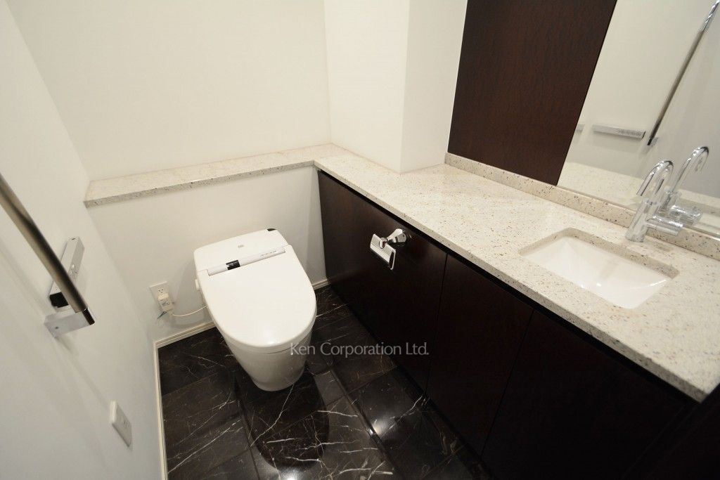 麻布台パークハウスの写真 トイレ