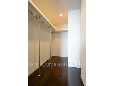 クロスエアタワーの写真 ウォークインクローゼット