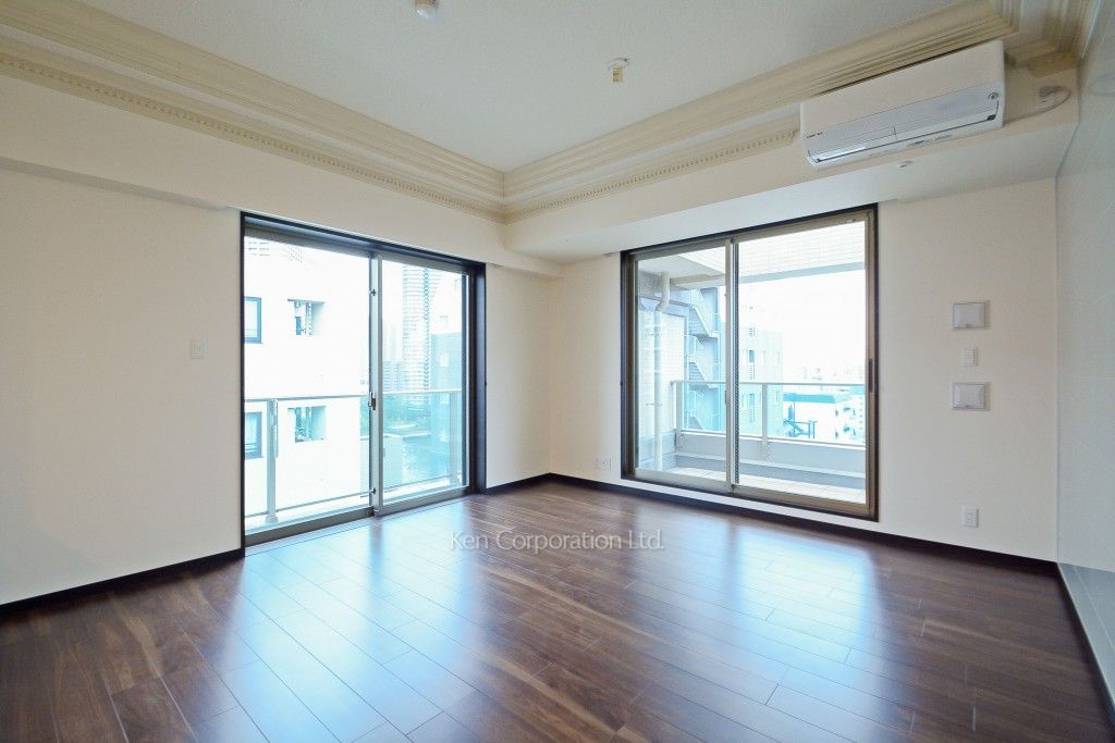 グランパレス東京八重洲アベニューの写真 リビングダイニング