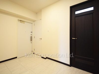 グランパレス東京八重洲アベニューの写真 玄関 ※9階の同じ間取タイプを撮影。仕様が異なることがあります。