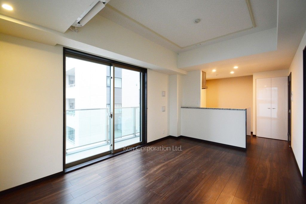 グランパレス東京八重洲アベニューの写真 居室（LDなど） ※9階の同じ間取タイプを撮影。仕様が異なることがあります。